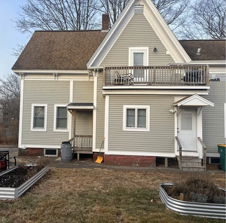 2 bed, 1 bath apartment for rent at 111 Division St Unit 2, North Attleboro — photo 12 of 15