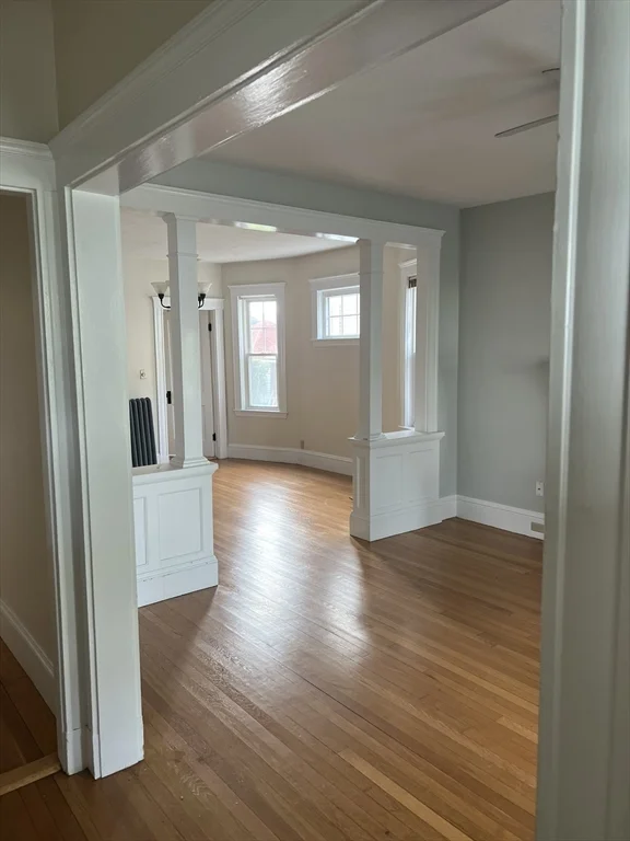 2 bed, 1 bath apartment for rent at 111 E Elm Ave Unit 1, Quincy — photo 5 of 24