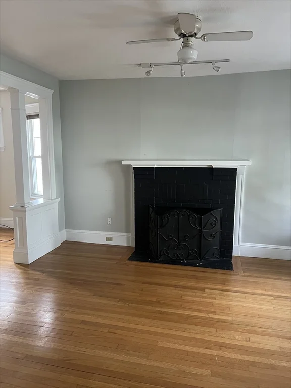2 bed, 1 bath apartment for rent at 111 E Elm Ave Unit 1, Quincy — photo 8 of 24