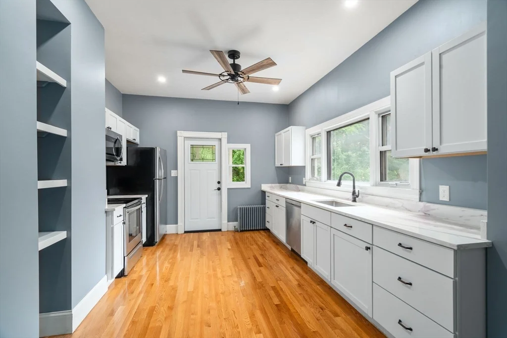 4 bed, 1 bath apartment for rent at 111 Falcon Unit 2, East Boston — photo 2 of 22