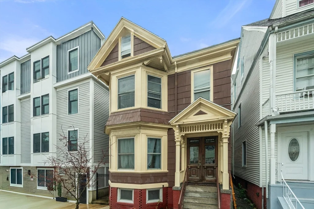 4 bed, 1 bath apartment for rent at 111 Falcon Unit 2, East Boston — photo 22 of 22