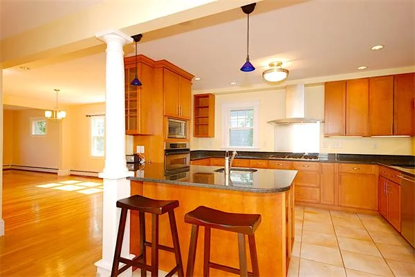 4 bed, 4+ bath apartment for rent at 111 Fayerweather St, West Cambridge — photo 8 of 19