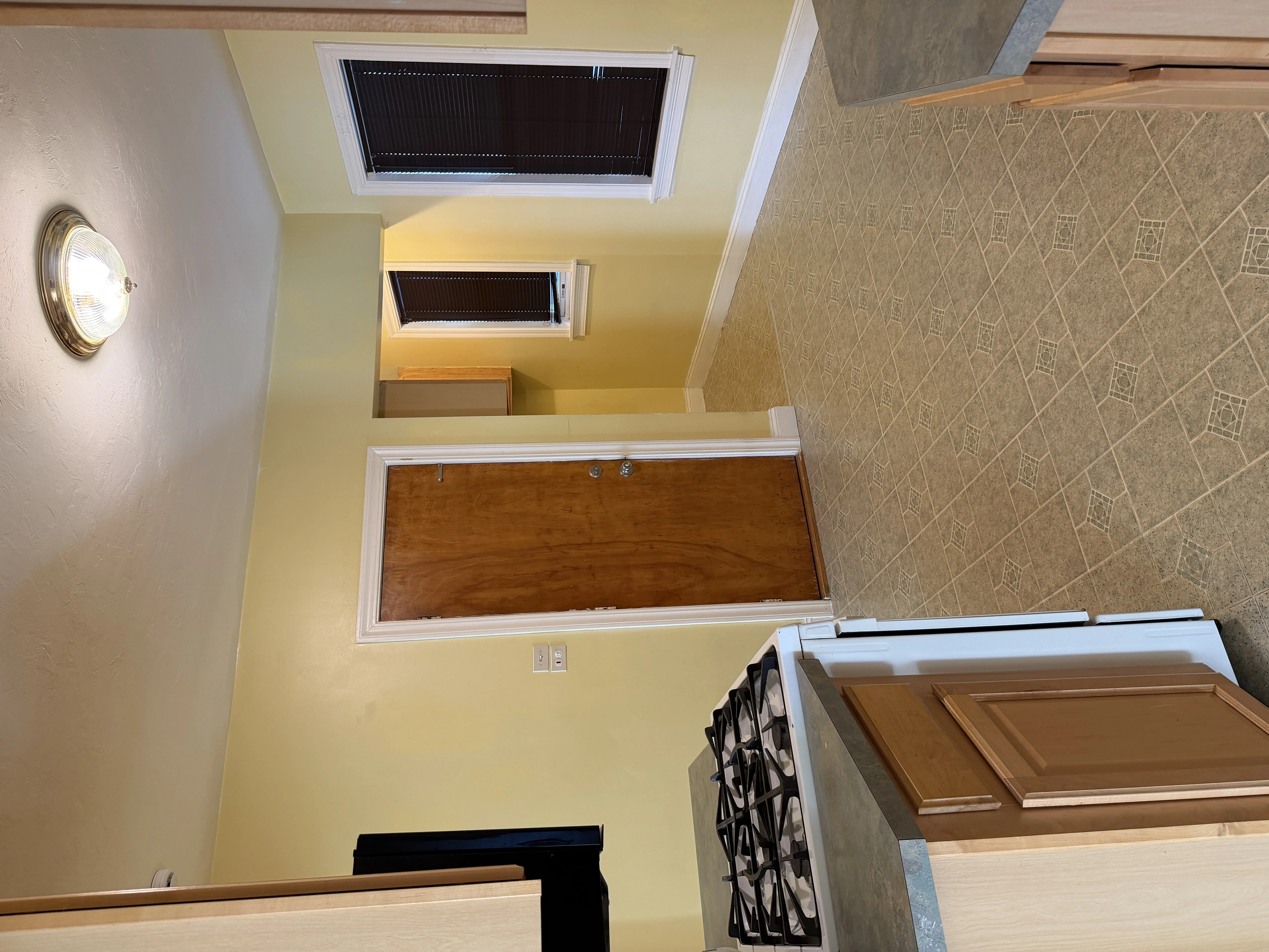 3 bed, 1 bath apartment for rent at 111 Florida St Unit 2, Dorchester — photo 18 of 20