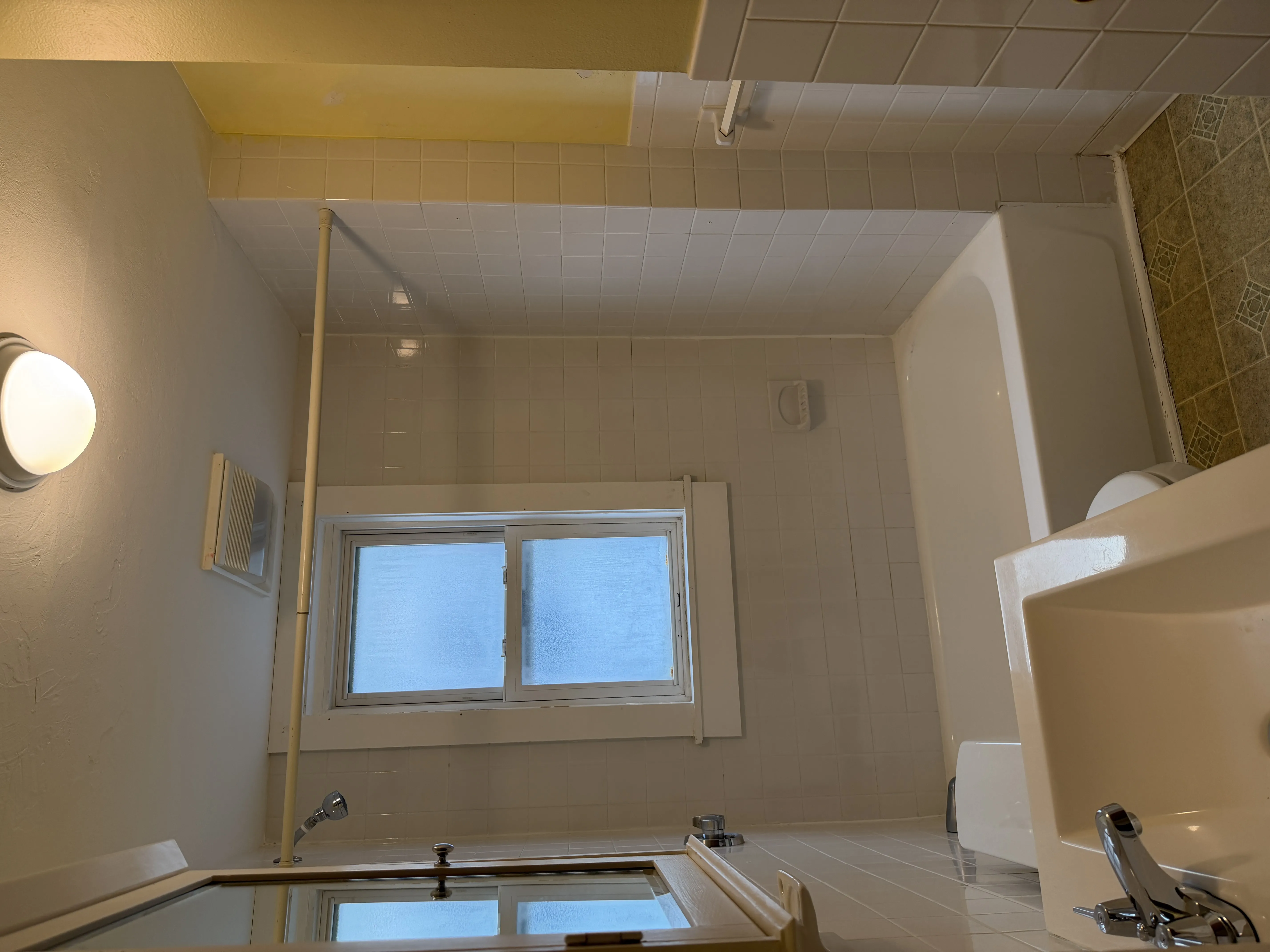3 bed, 1 bath apartment for rent at 111 Florida St Unit 2, Dorchester — photo 16 of 20