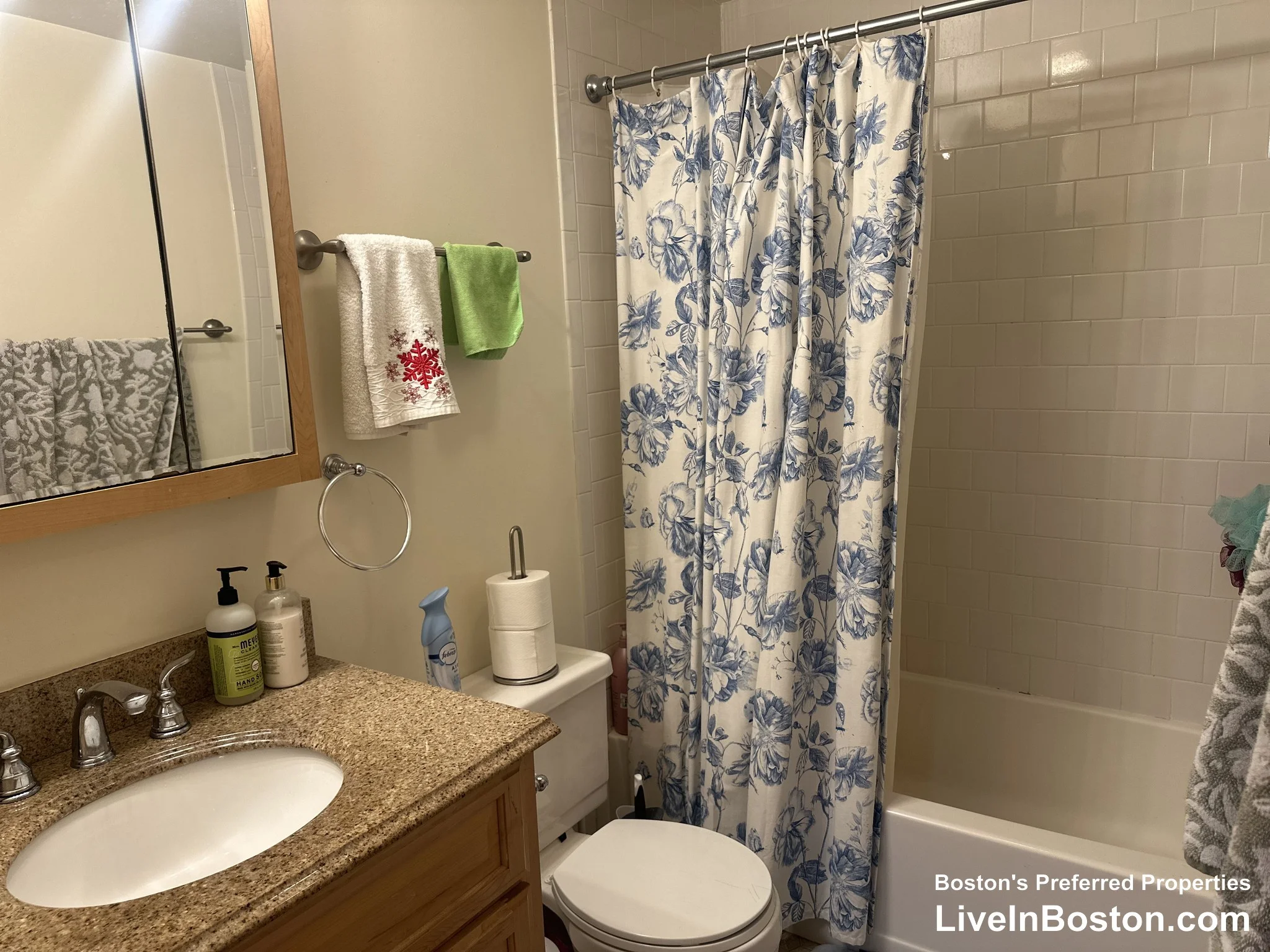 2 bed, 1 bath apartment for rent at 111 Gainsborough St Unit 205, Fenway — photo 13 of 14