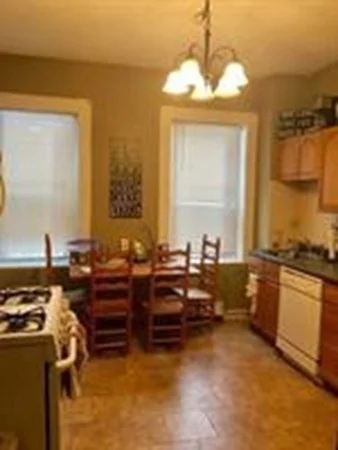 4 bed, 1 bath apartment for rent at 111 H St Unit 1, South Boston — photo 5 of 14