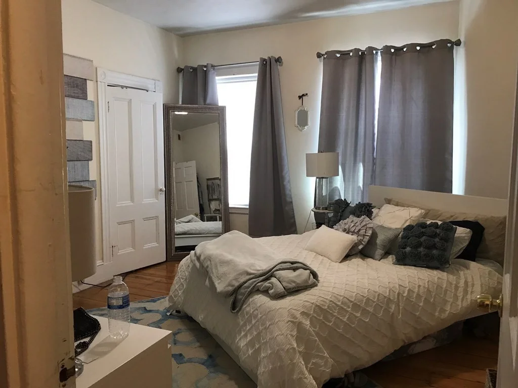 4 bed, 1 bath apartment for rent at 111 H St Unit 1, South Boston — photo 6 of 14