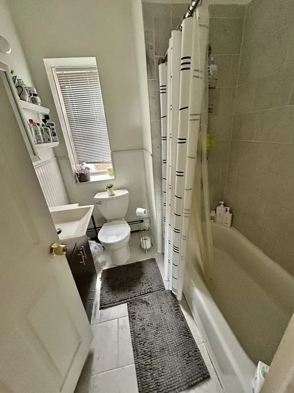 4 bed, 1 bath apartment for rent at 111 H St Unit 2, South Boston — photo 20 of 20