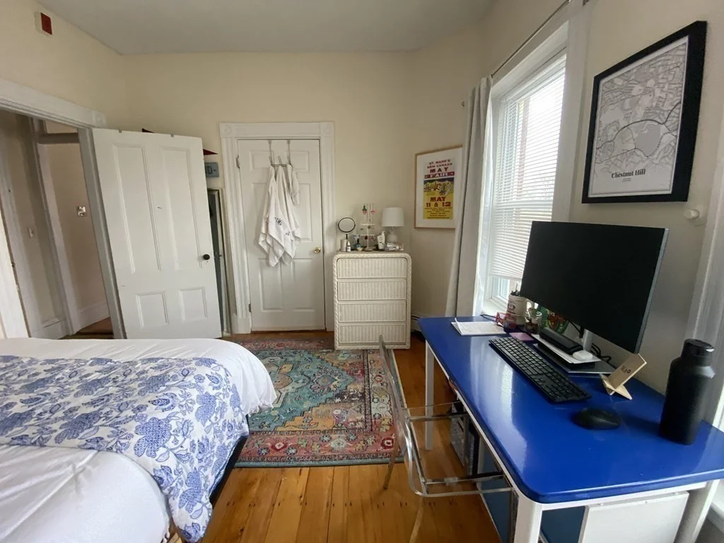 4 bed, 1 bath apartment for rent at 111 H St Unit 2, South Boston — photo 6 of 20
