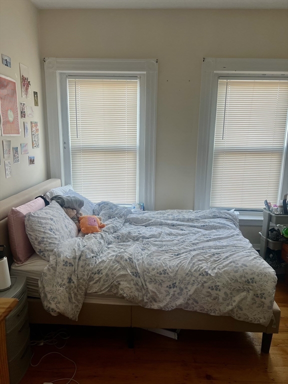 4 bed, 1 bath apartment for rent at 111 H St Unit 4, South Boston — photo 11 of 16