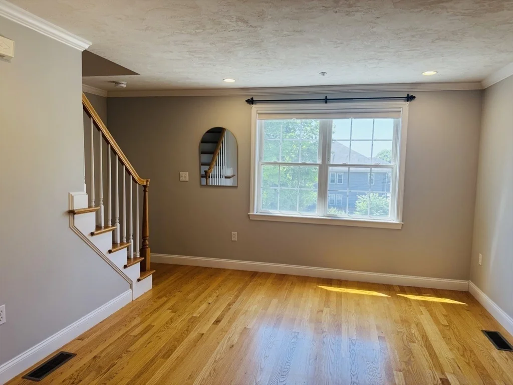 2 bed, 1 bath apartment for rent at 111 Hammond St Unit 2, Waltham — photo 6 of 15