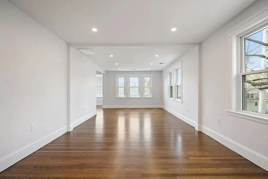 2 bed, 1 bath apartment for rent at 111 Highland Ave, Watertown — photo 3 of 12