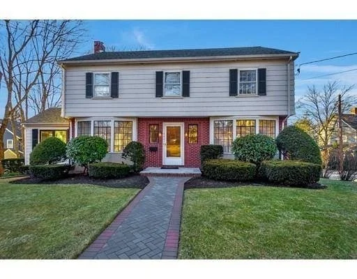 3 bed, 3 bath apartment for rent at 111 Highland Ave, Winchester