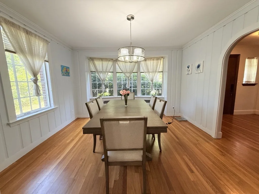 3 bed, 3 bath apartment for rent at 111 Highland Ave, Winchester — photo 7 of 20