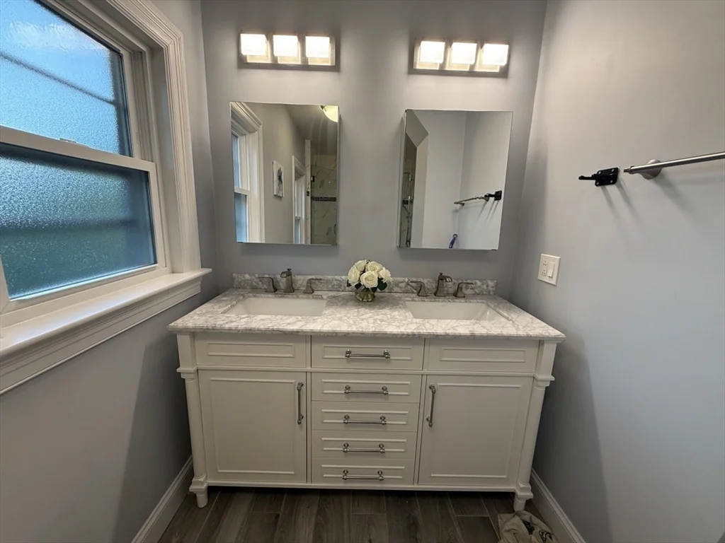 3 bed, 3 bath apartment for rent at 111 Highland Ave, Winchester — photo 19 of 20