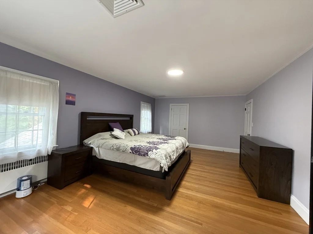 3 bed, 3 bath apartment for rent at 111 Highland Ave, Winchester — photo 13 of 20