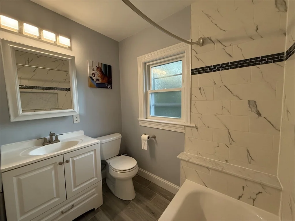 3 bed, 3 bath apartment for rent at 111 Highland Ave, Winchester — photo 17 of 20