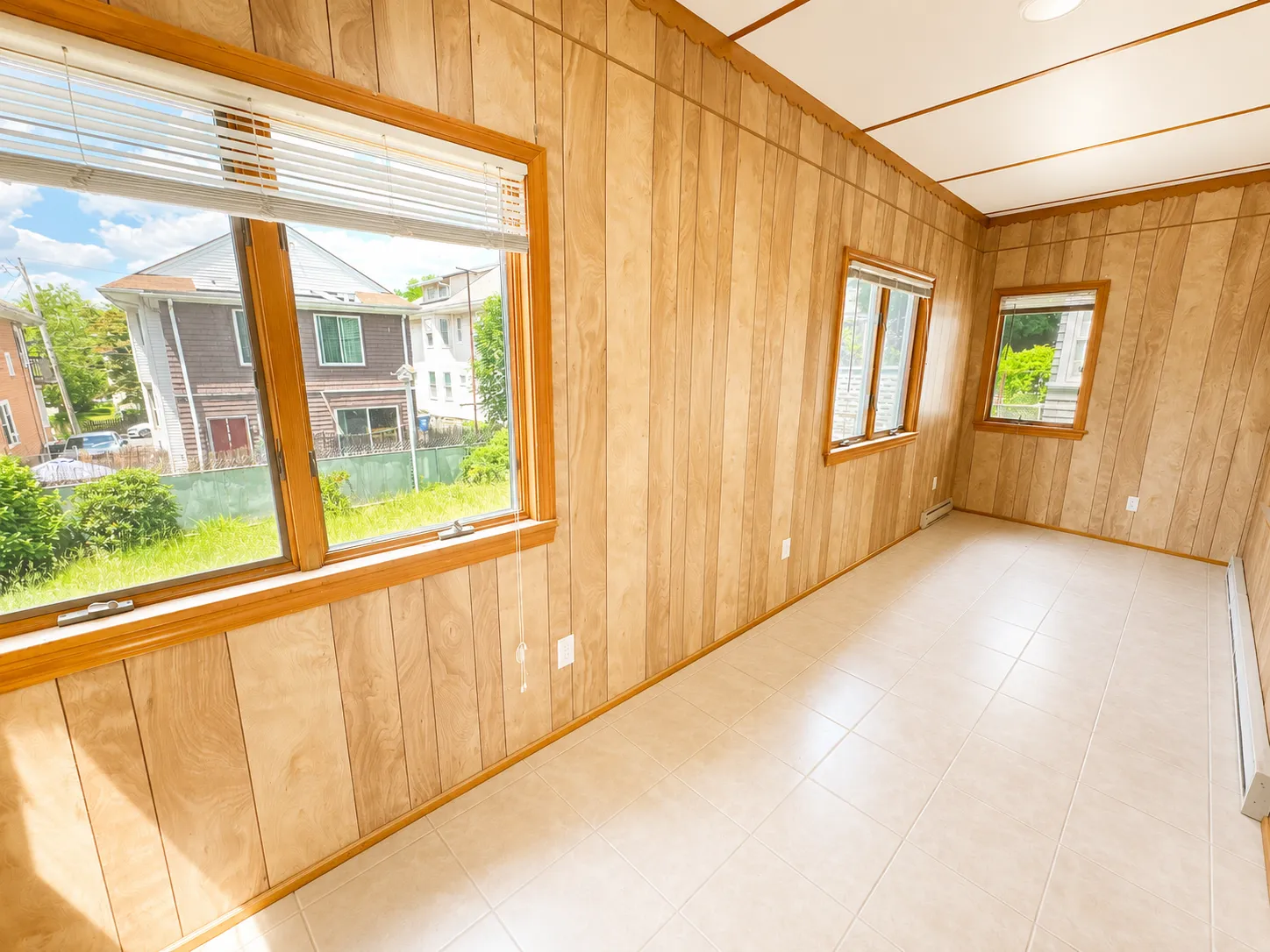 5 bed, 2 bath apartment for rent at 111 Hillsdale Rd Unit 1, West Somerville — photo 9 of 14