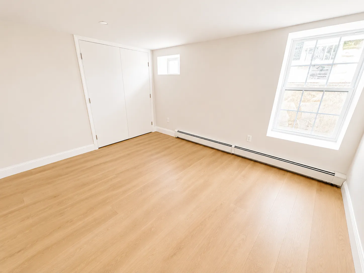 5 bed, 2 bath apartment for rent at 111 Hillsdale Rd Unit 1, West Somerville — photo 10 of 14