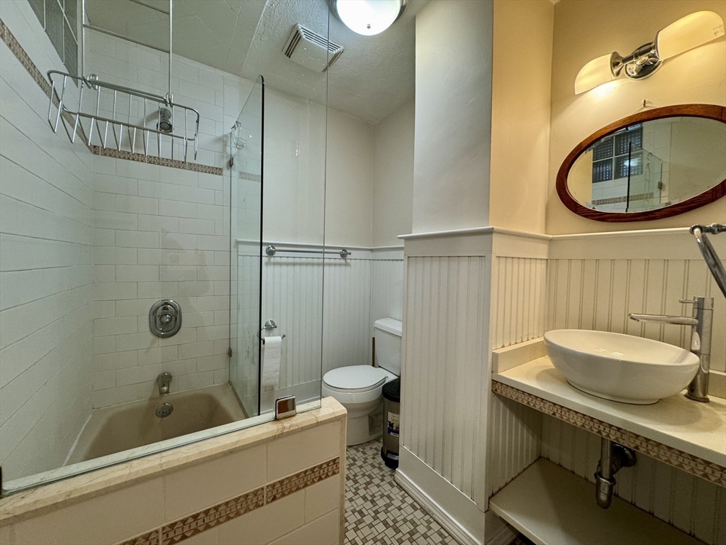 2 bed, 2 bath apartment for rent at 111 Jersey St Unit 2&2A, Fenway — photo 8 of 31
