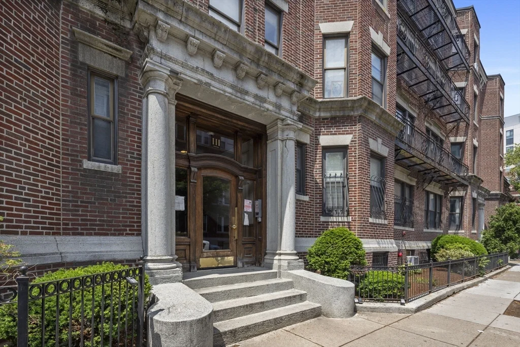 2 bed, 1 bath apartment for rent at 111 Jersey St Unit 20A, Fenway — photo 14 of 16