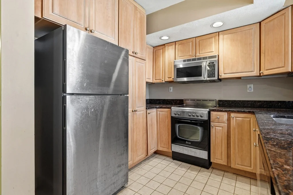 2 bed, 1 bath apartment for rent at 111 Jersey St Unit 20A, Fenway — photo 2 of 16