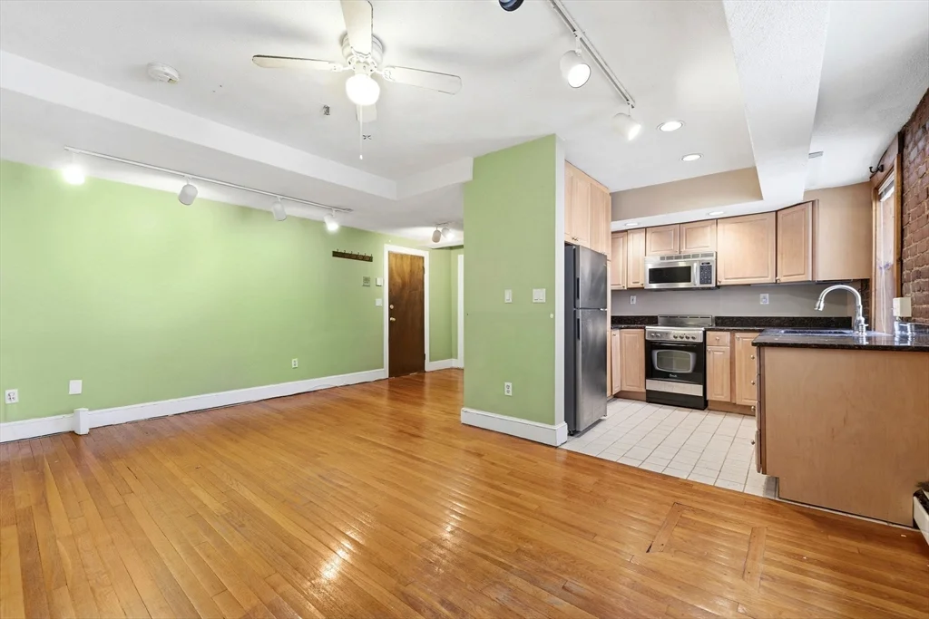 2 bed, 1 bath apartment for rent at 111 Jersey St Unit 20A, Fenway — photo 5 of 16