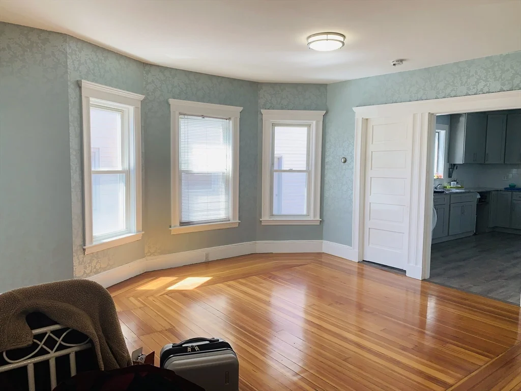 4 bed, 1 bath apartment for rent at 111 Judson St Unit 1, Malden — photo 2 of 5
