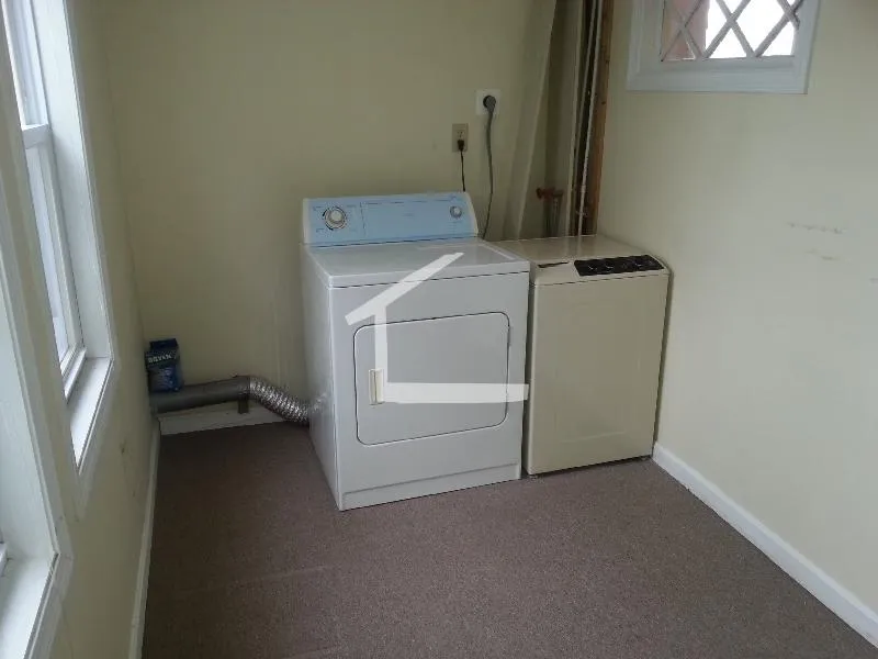 3 bed, 1 bath apartment for rent at 111 Kenrick St Unit 1, Brighton — photo 11 of 12