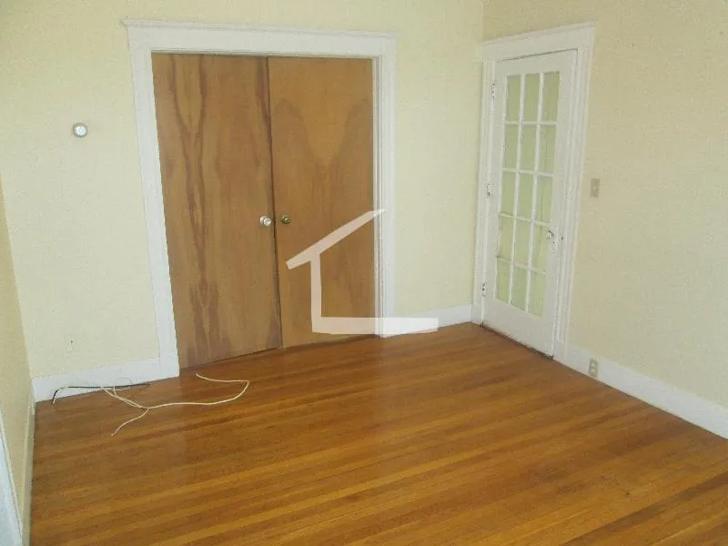 3 bed, 1 bath apartment for rent at 111 Kenrick St Unit 1, Brighton — photo 2 of 12
