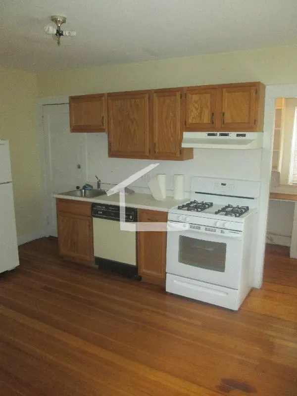 3 bed, 1 bath apartment for rent at 111 Kenrick St Unit 1, Brighton