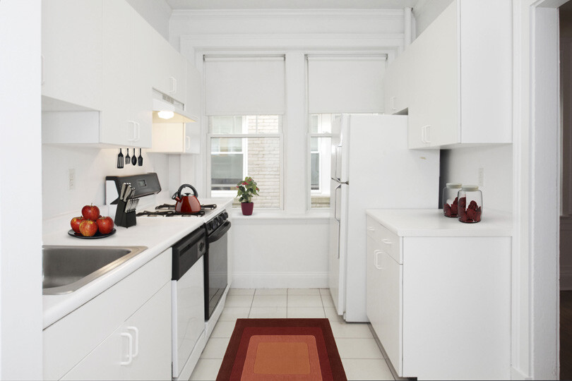 3 bed, 1 bath apartment for rent at 111 Kilsyth Rd Unit 7, Brighton — photo 1 of 7