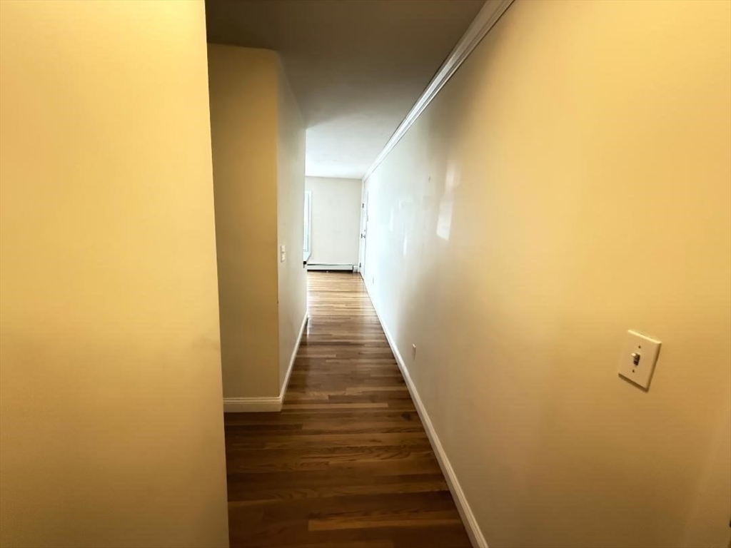 2 bed, 1 bath apartment for rent at 111 Lancaster Unit 4, Quincy — photo 9 of 12