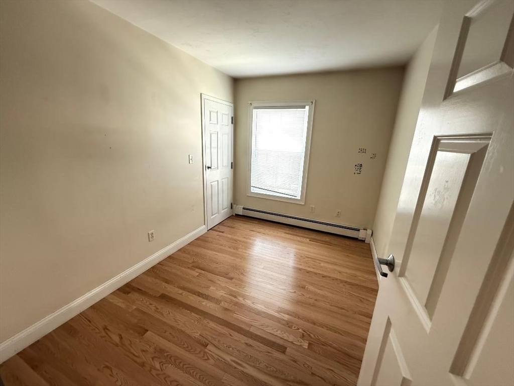 2 bed, 1 bath apartment for rent at 111 Lancaster Unit 4, Quincy — photo 7 of 12