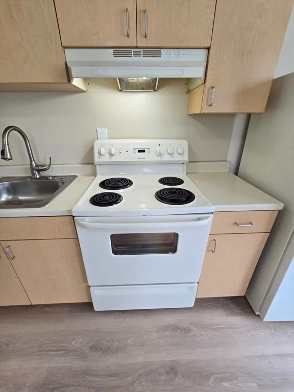 Studio bed, 1 bath apartment for rent at 111 Main St Unit 15R, Peabody — photo 4 of 16