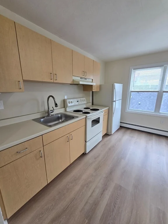 Studio bed, 1 bath apartment for rent at 111 Main St Unit 15R, Peabody — photo 3 of 16