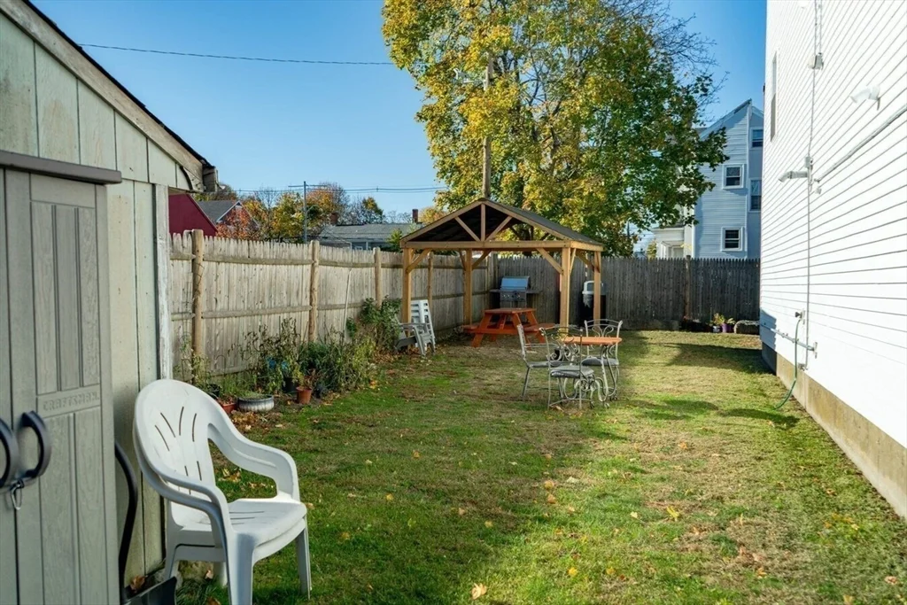 Studio bed, 1 bath apartment for rent at 111 Main St Unit 2R, Peabody — photo 5 of 6