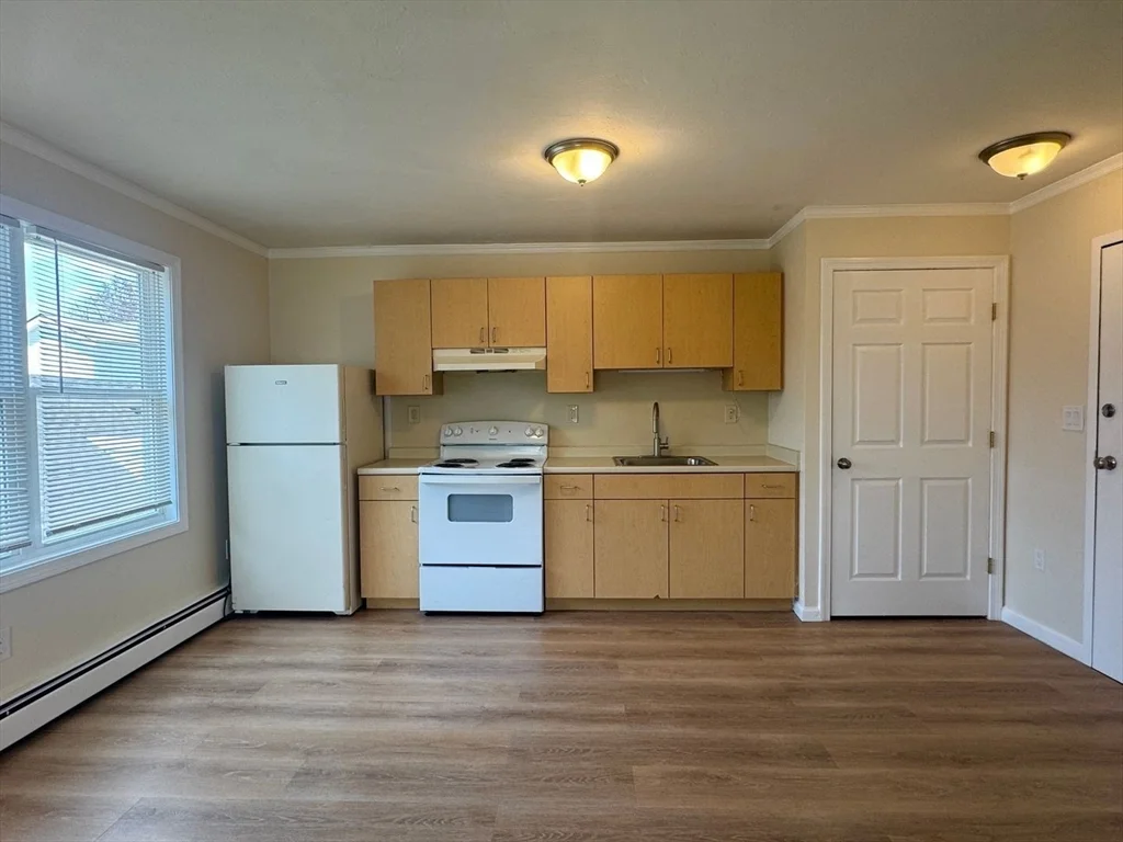 Studio bed, 1 bath apartment for rent at 111 Main St Unit 3R, Peabody — photo 1 of 6