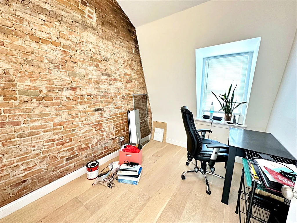 3 bed, 2 bath apartment for rent at 111 Maverick St Unit 2, East Boston — photo 10 of 16