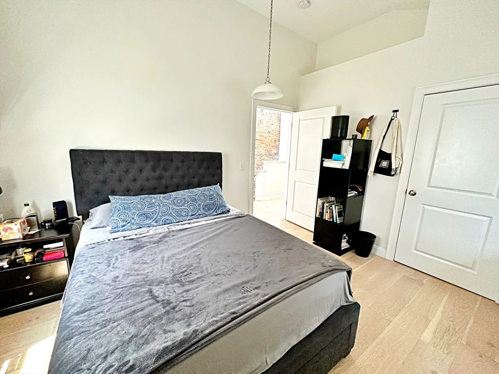 3 bed, 2 bath apartment for rent at 111 Maverick St Unit 2, East Boston — photo 12 of 16