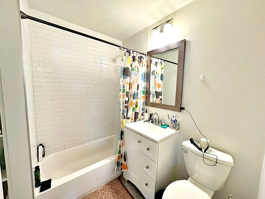 3 bed, 2 bath apartment for rent at 111 Maverick St Unit 2, East Boston — photo 6 of 16