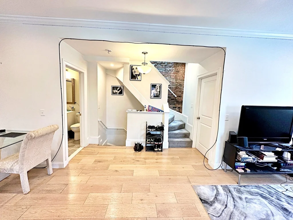 3 bed, 2 bath apartment for rent at 111 Maverick St Unit 2, East Boston — photo 3 of 16
