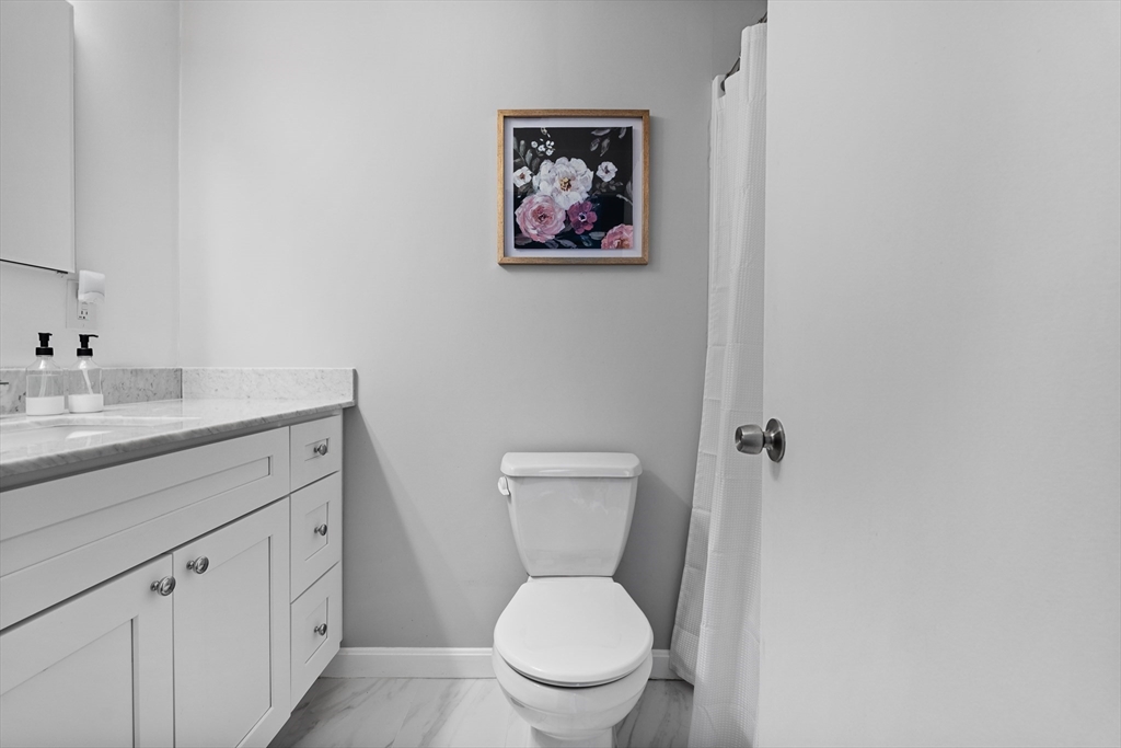 3 bed, 2 bath apartment for rent at 111 Mountain Gate Rd Unit 111, Ashland — photo 11 of 15