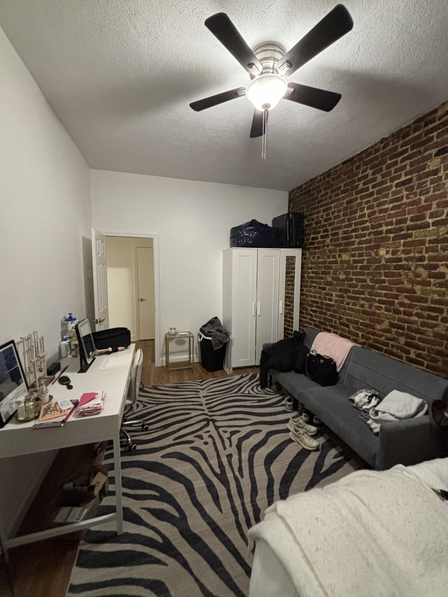 1 split bed, 1 bath apartment for rent at 111 Norway St Unit 105, Fenway — photo 7 of 17