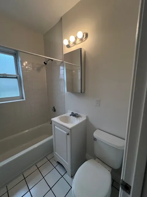 2 bed, 1 bath apartment for rent at 111 Norway St Unit 304, Fenway — photo 29 of 34
