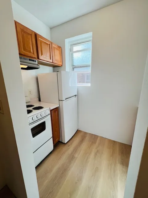 2 bed, 1 bath apartment for rent at 111 Norway St Unit 305, Fenway — photo 24 of 34