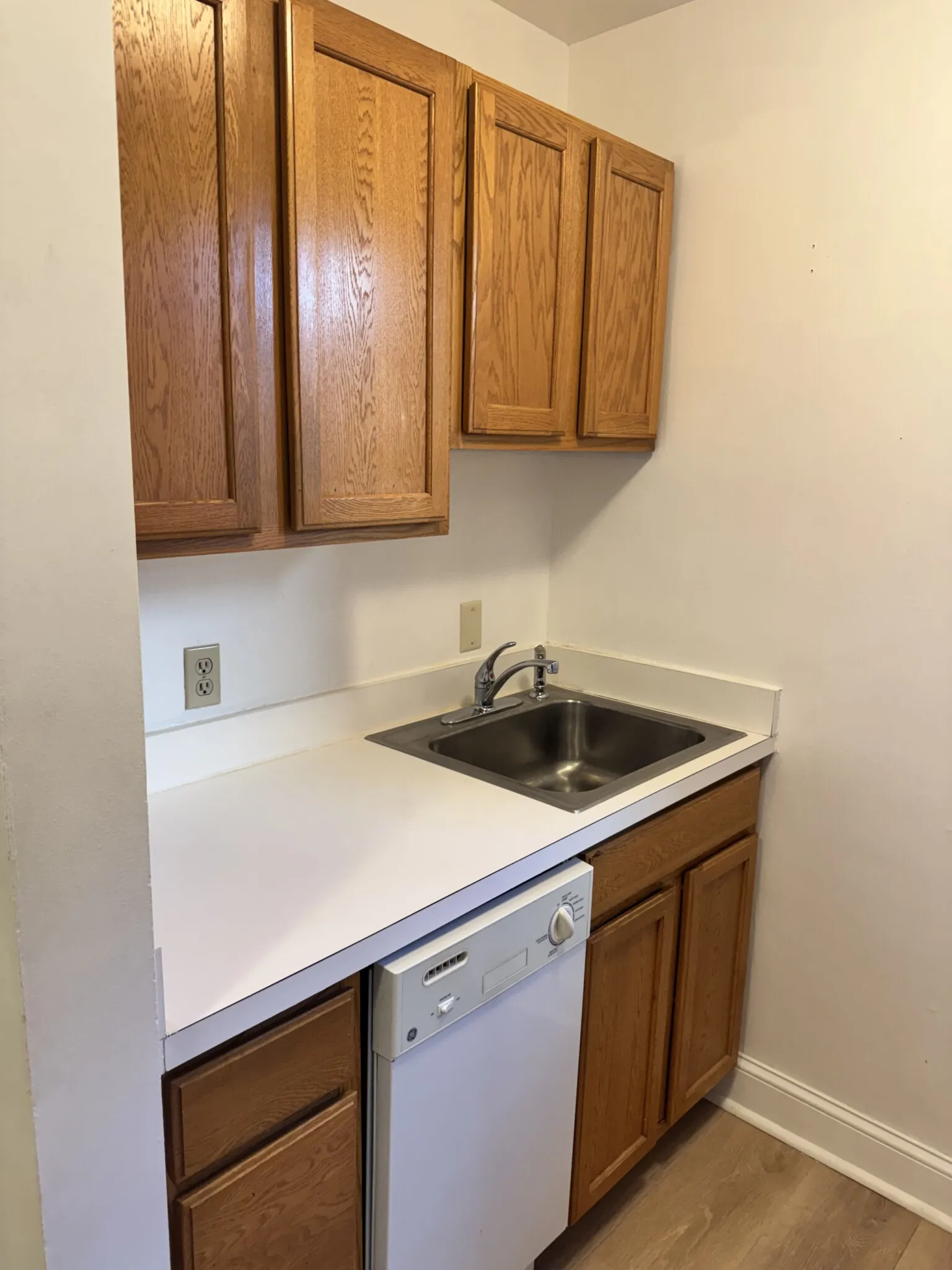 2 bed, 1 bath apartment for rent at 111 Norway St Unit 401, Fenway — photo 2 of 26