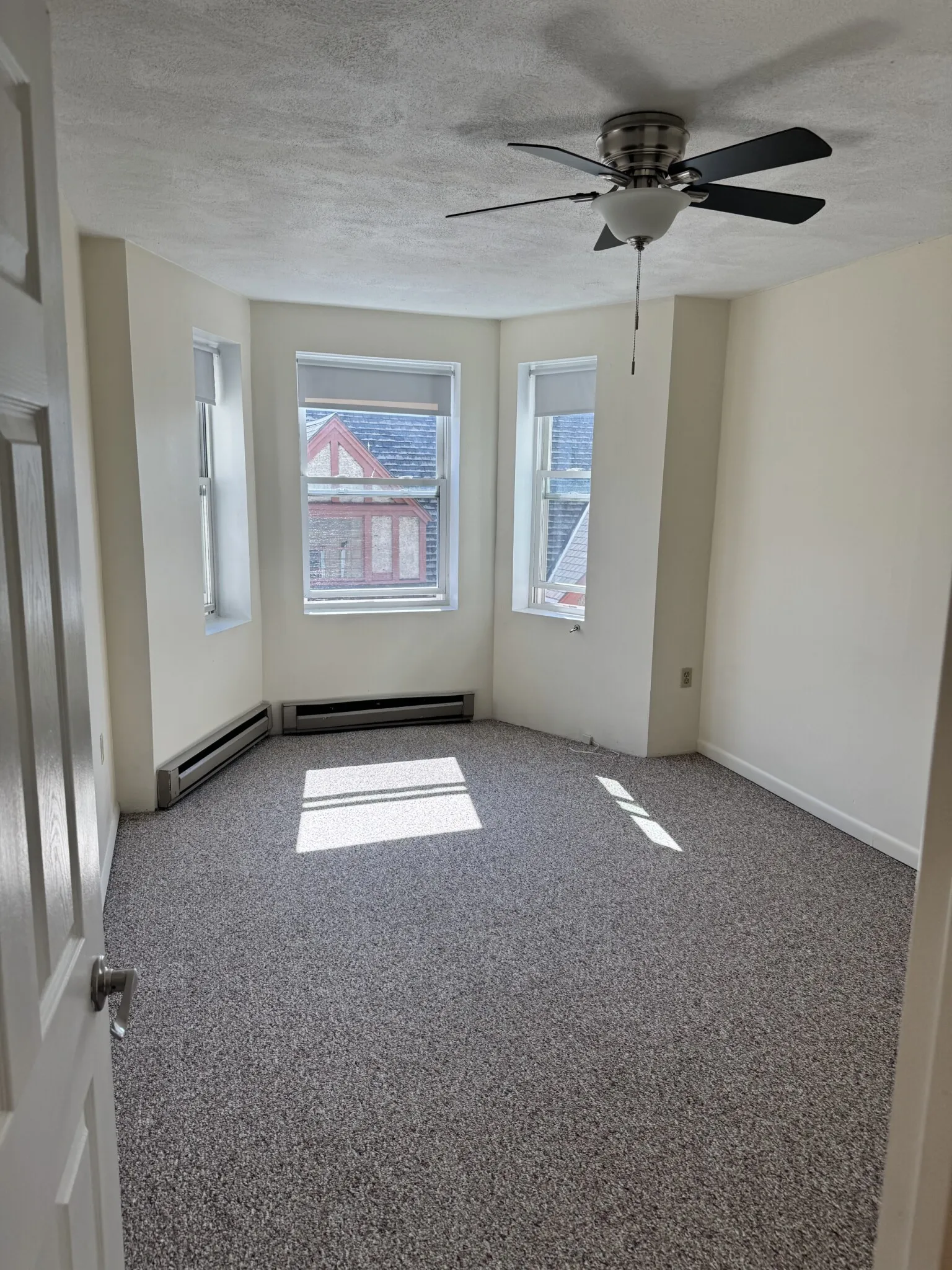 2 bed, 1 bath apartment for rent at 111 Norway St Unit 401, Fenway — photo 5 of 26