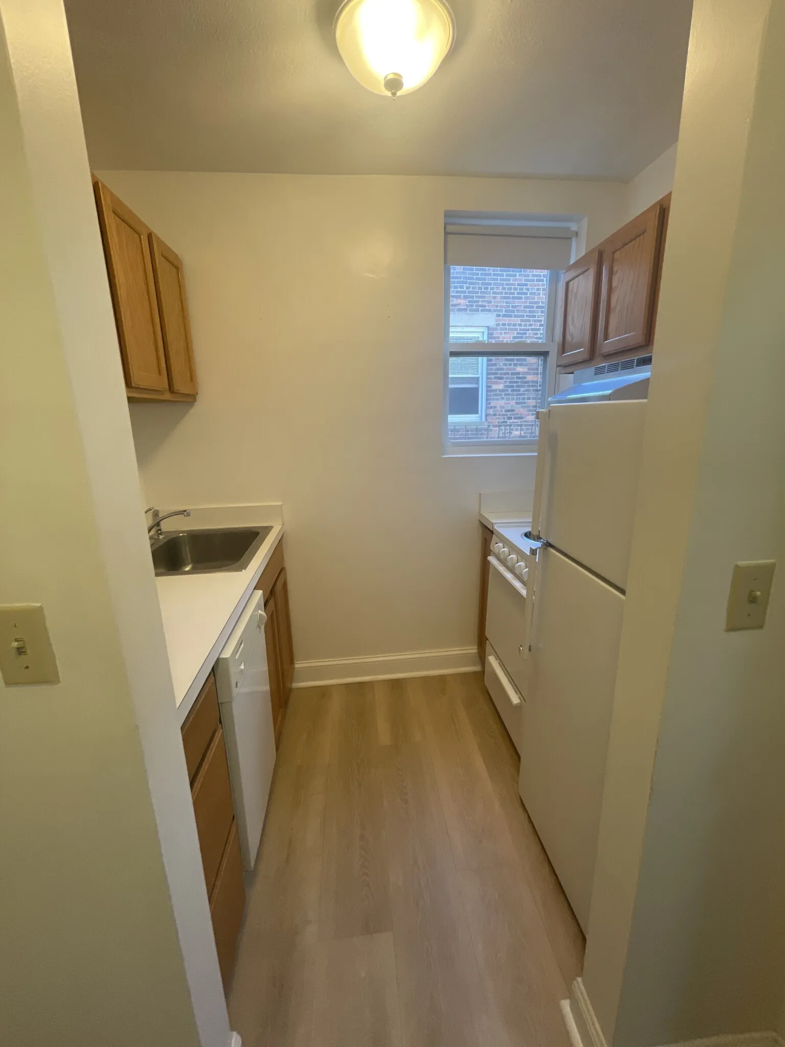 2 bed, 1 bath apartment for rent at 111 Norway St Unit 401, Fenway — photo 12 of 26