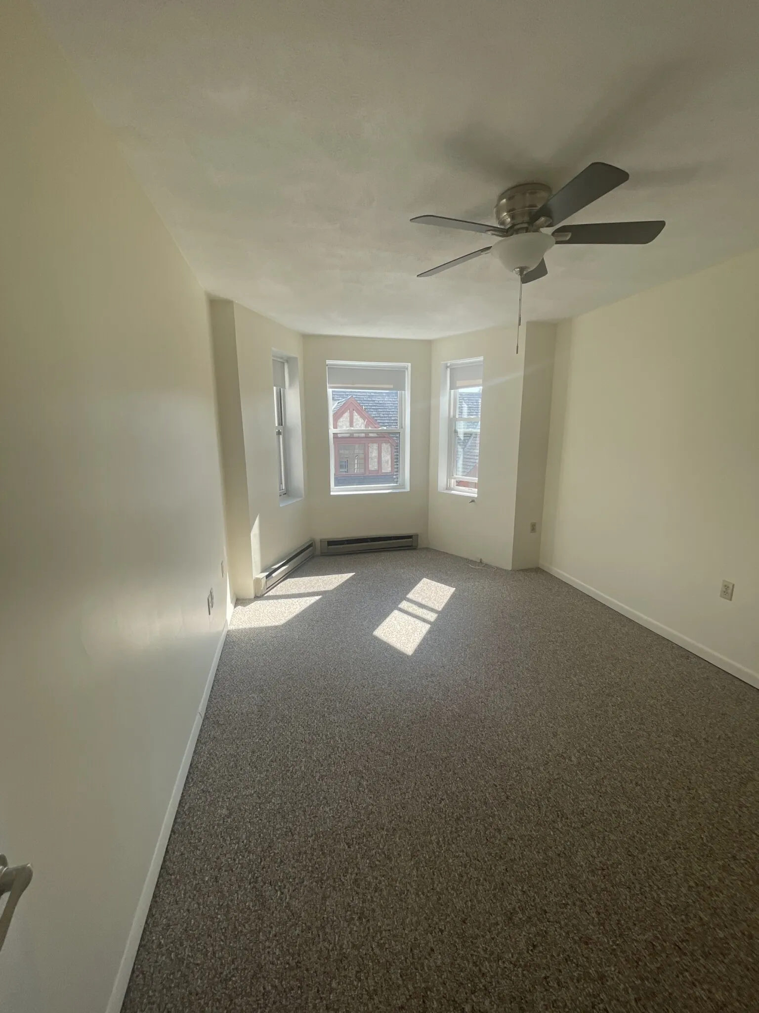 2 bed, 1 bath apartment for rent at 111 Norway St Unit 401, Fenway — photo 20 of 26